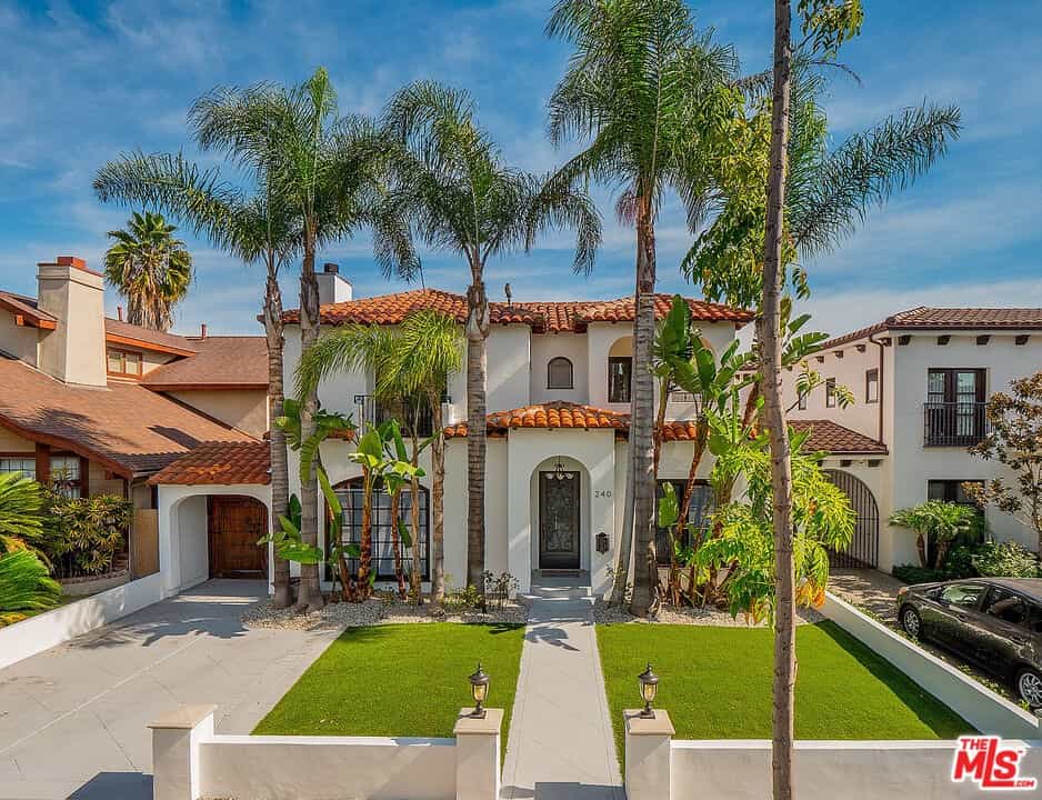 Condominium in Beverly Hills, Californië 11005628