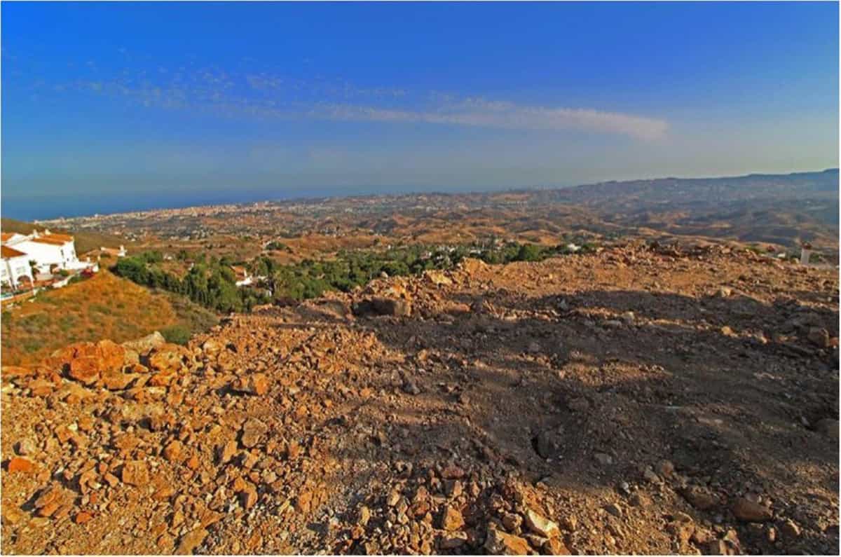 Land in Alhaurin el Grande, Andalusia 11005637