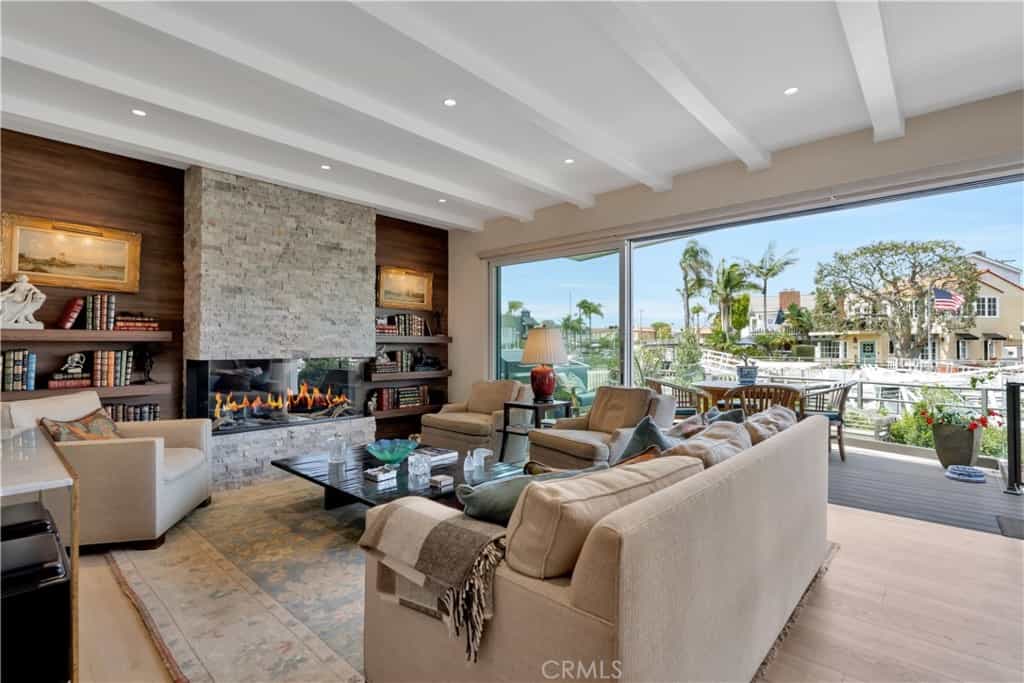 House in Long Beach, California 11005650