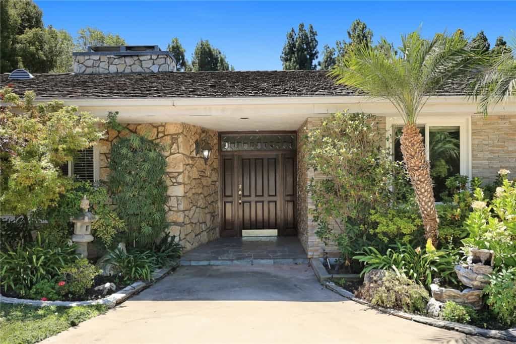 Будинок в San Marino, California 11005943