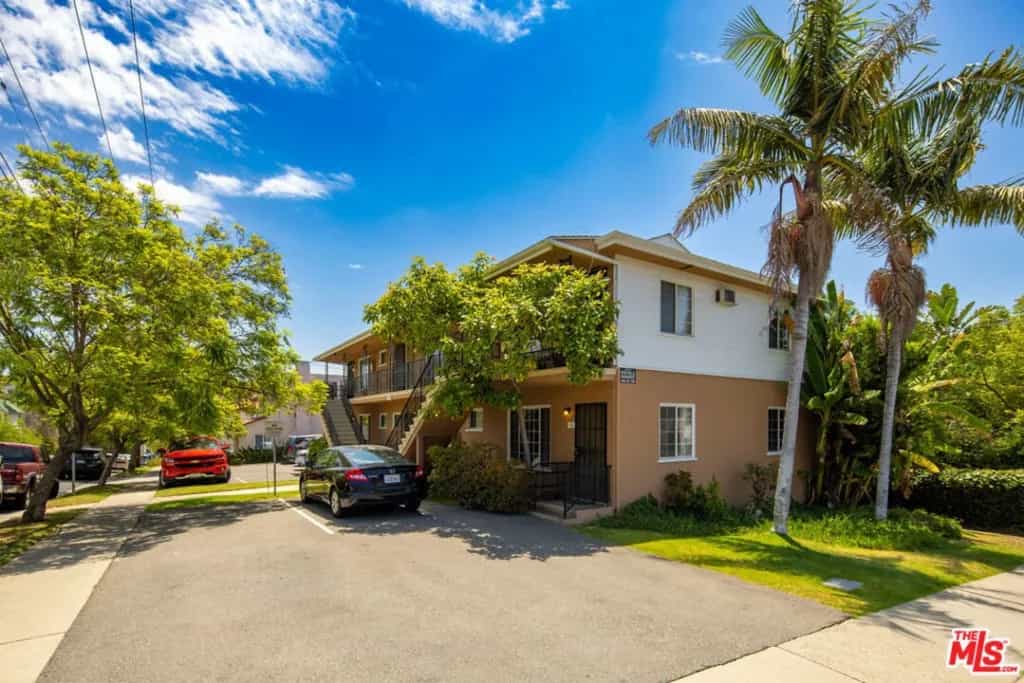 Condominium in Redwood, Queensland 11005965