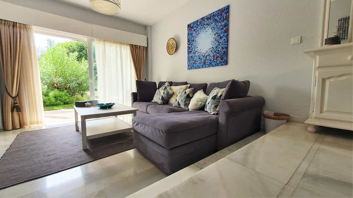 公寓 在 Marbella, Andalucía 11006180