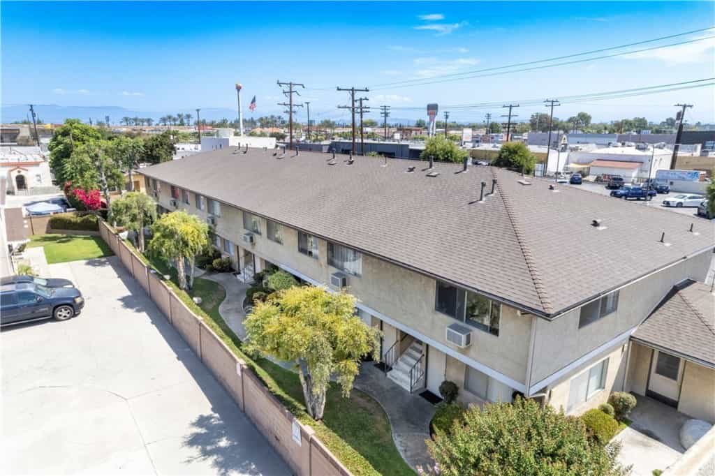 公寓 在 风铃草, 加利福尼亚州 11006192