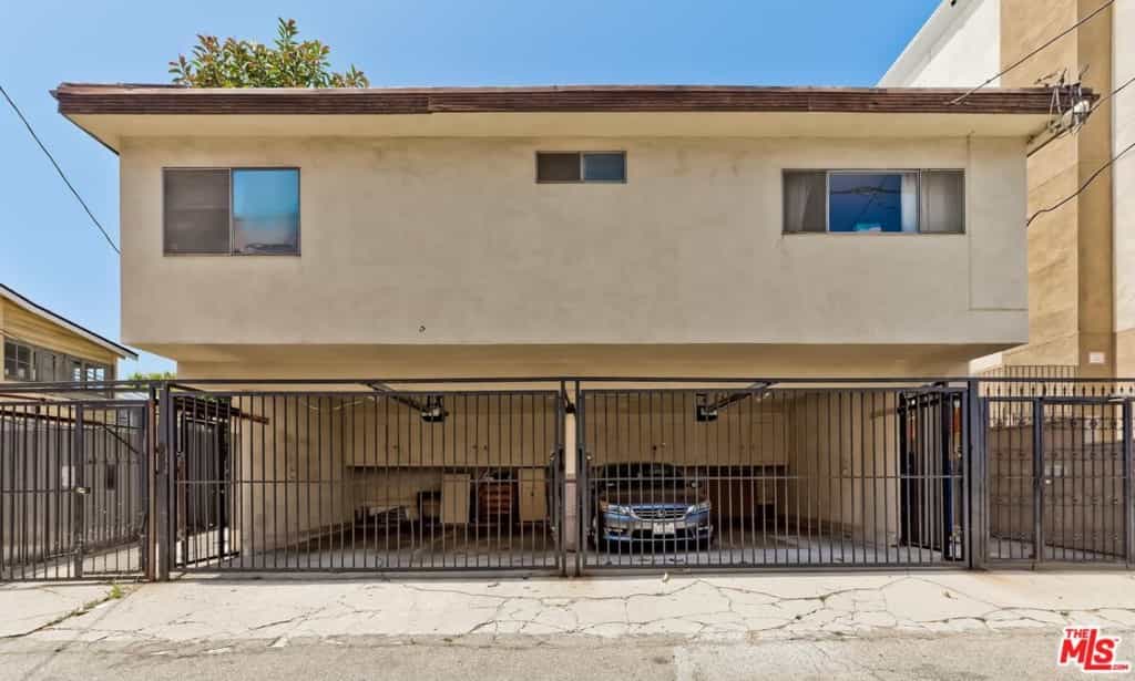 Condominium in Santa Monica, California 11006355