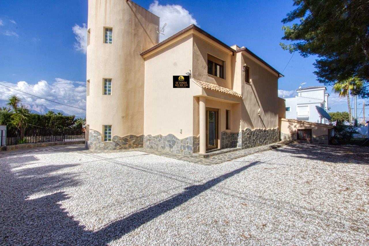 Condominium dans Chinchilla de Mont-Aragon, Castille-La Manche 11006602