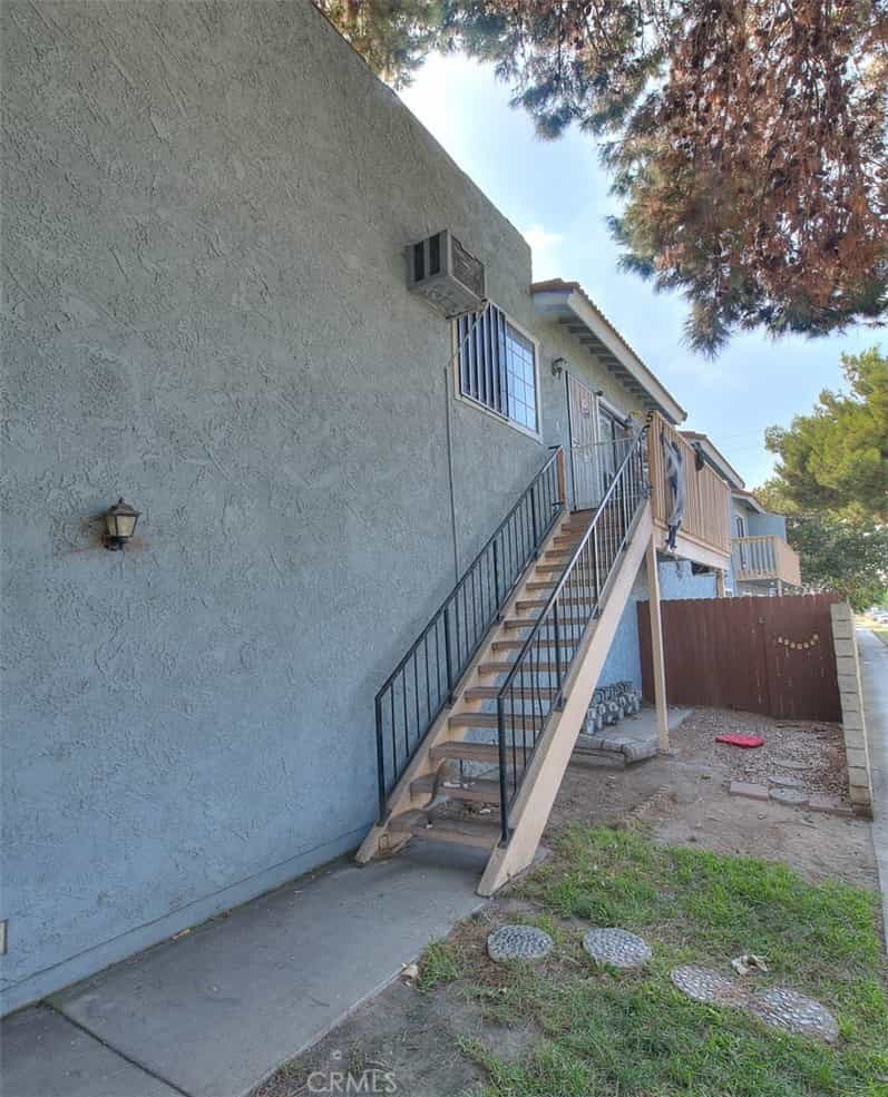 Condominium in Garden Grove, California 11006734