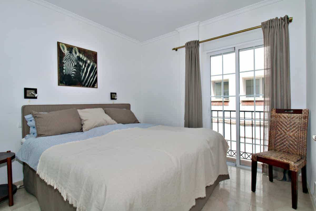 Condominium in Marbella, Andalucía 11006792