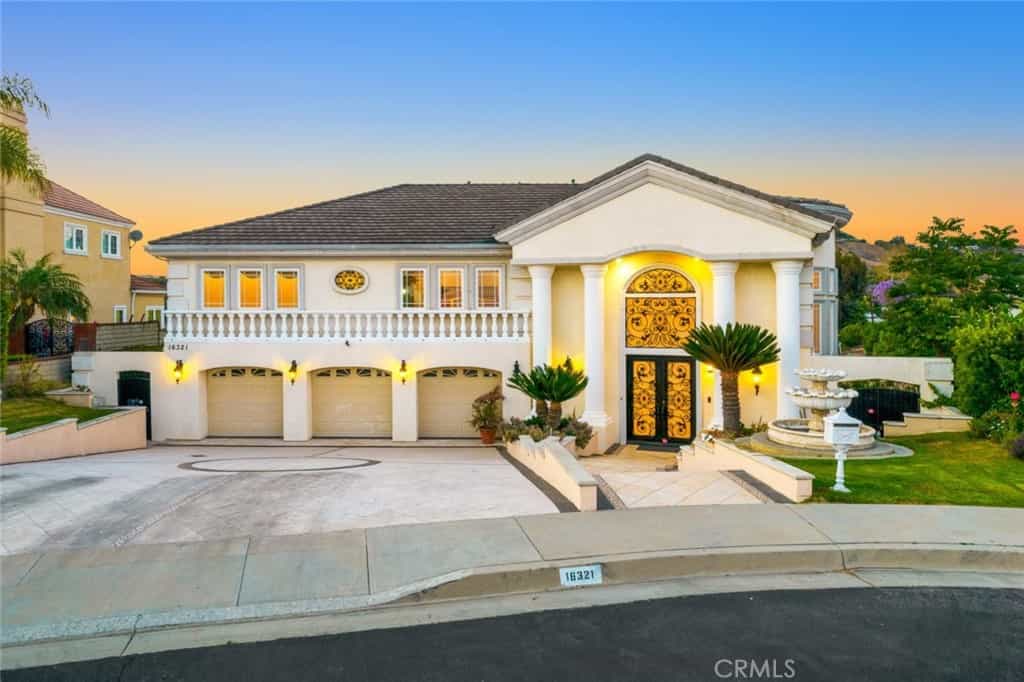House in Whittier, California 11006980