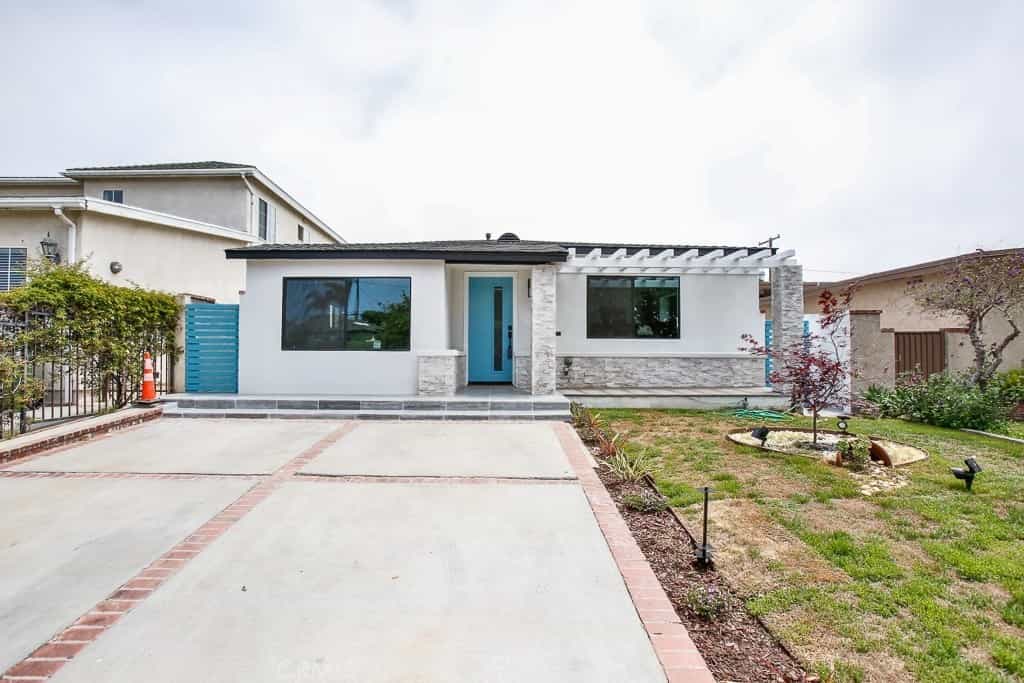 House in Alla, California 11006991