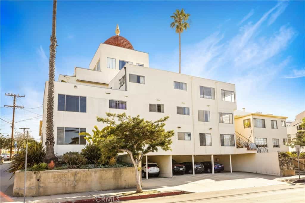 Condominium in Santa Monica, California 11007088