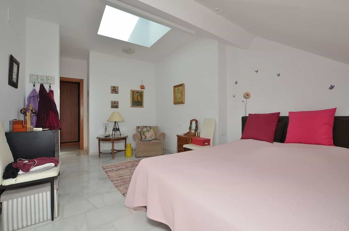 公寓 在 Fuengirola, Andalucía 11007109