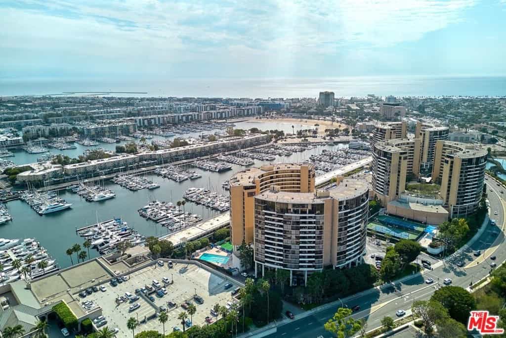 Condominium in Marina del Rey, California 11007134