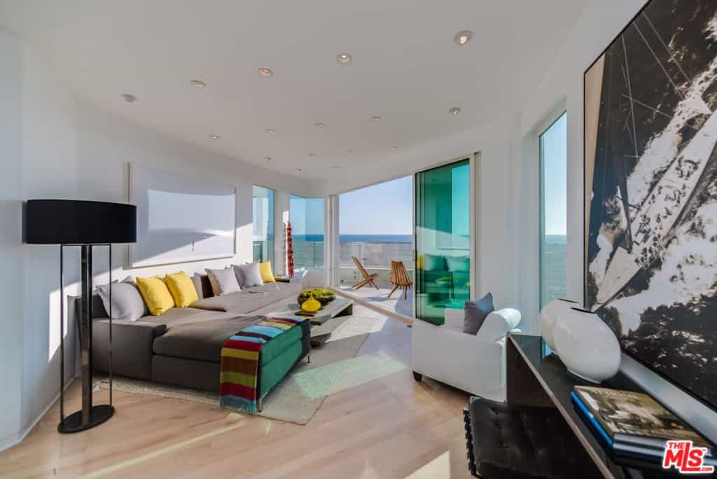Condominium in Santa Monica, California 11007255