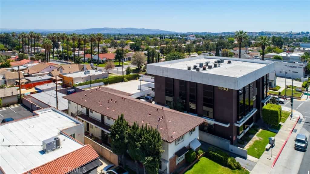 Condominium in Alhambra, California 11007416
