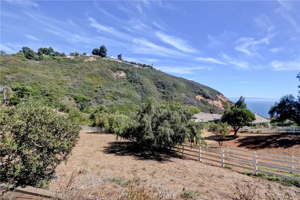 House in Rolling Hills, California 11007523