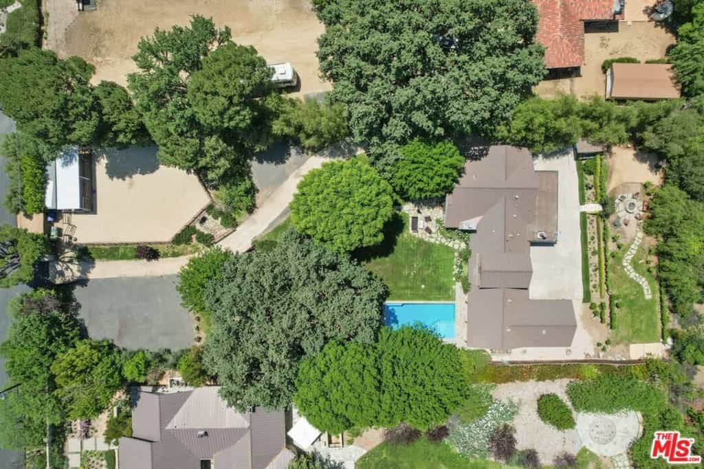 Condominium in Agoura Hills, California 11007612