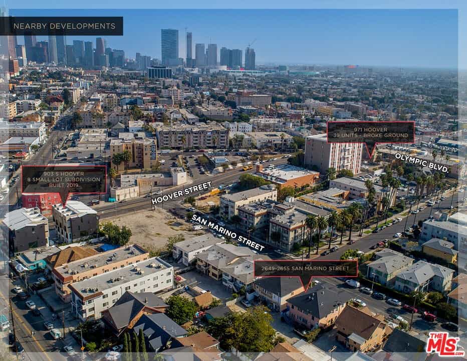 Condominium in Los Angeles, California 11007844