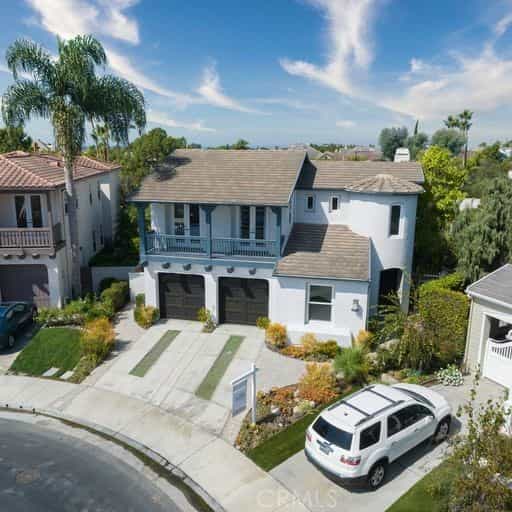 House in Huntington Beach, California 11007858