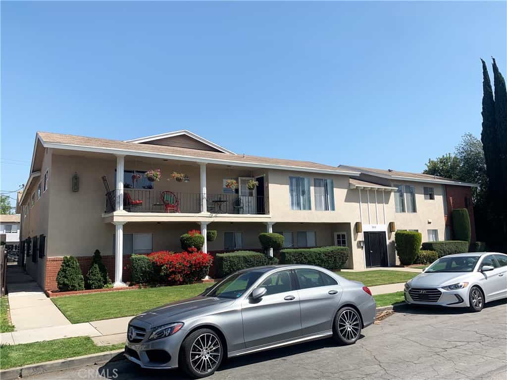 Condominium in Long Beach, California 11007881