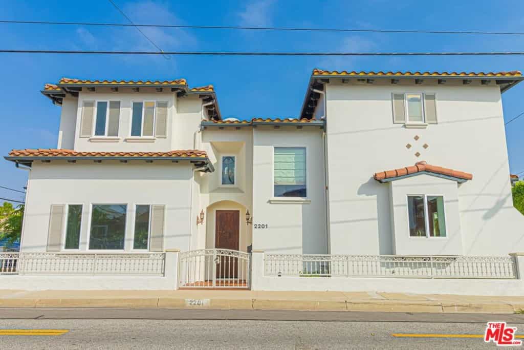 Condominium in Redondo Beach, California 11007999