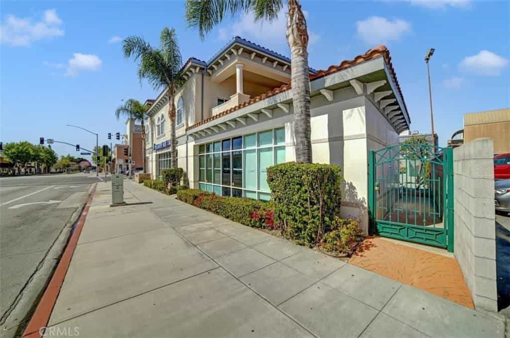 Condominium in Arcadia, California 11008078