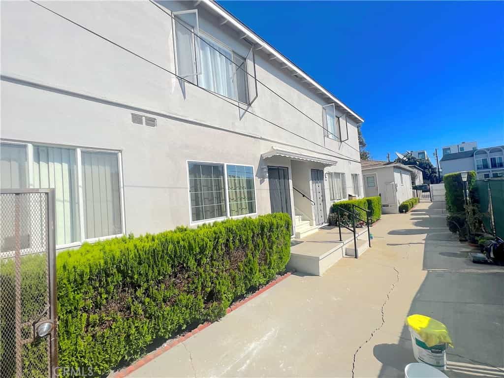 Condominium in Santa Monica, California 11008146