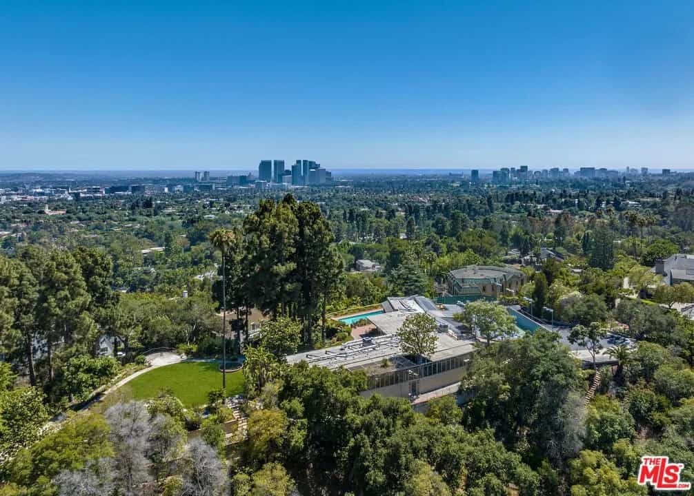 Condominium dans Beverly Hills, Californie 11008175