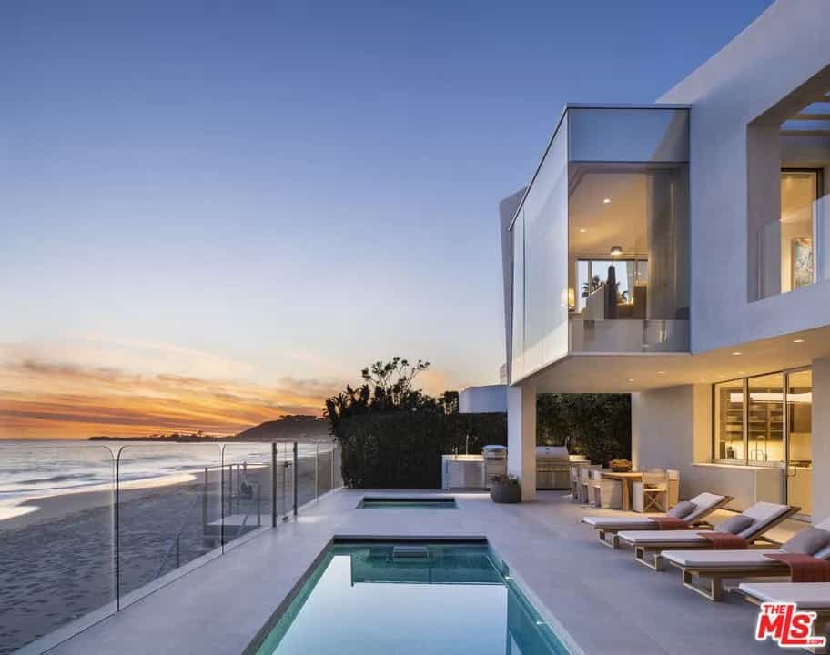 Condominium in Malibu-strand, Californië 11008194