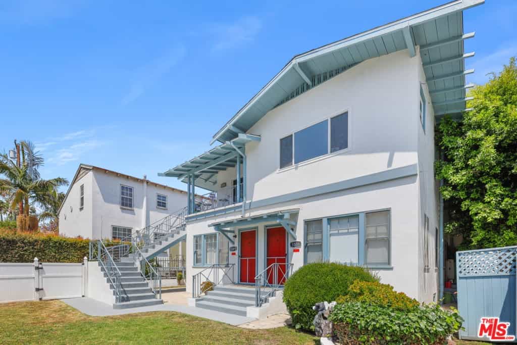 Condominium in West Hollywood, California 11008282