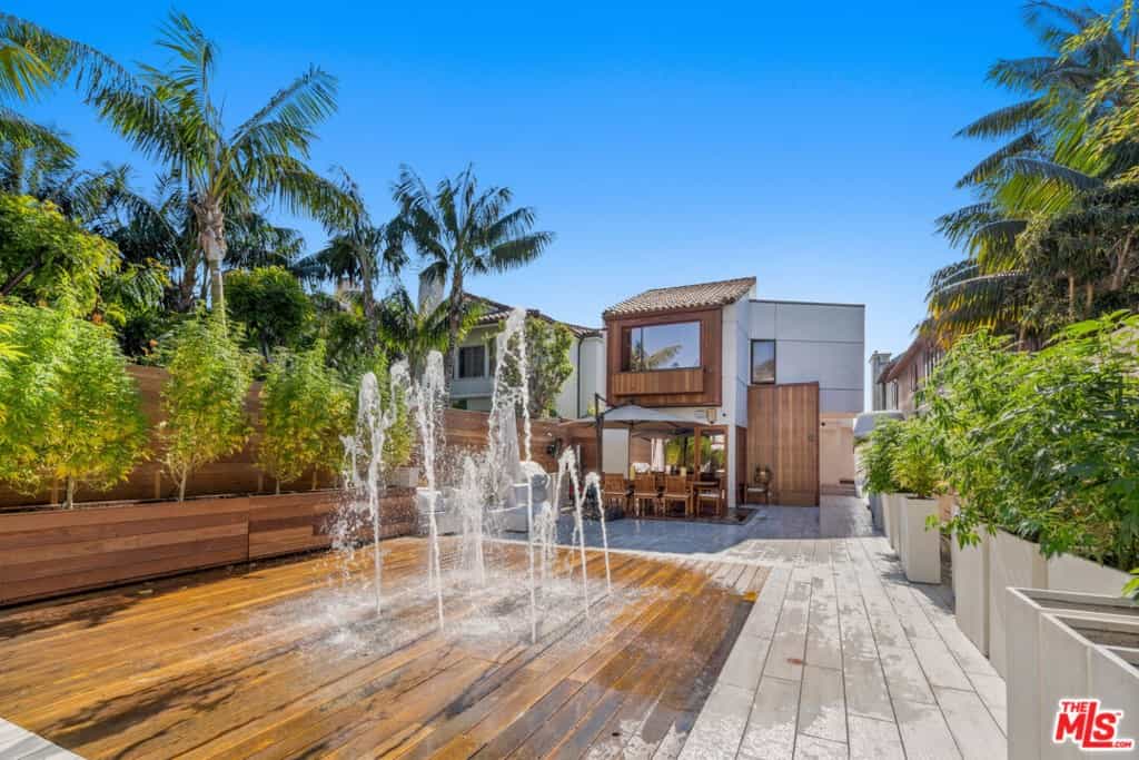 Condominium in Malibu-strand, Californië 11008347