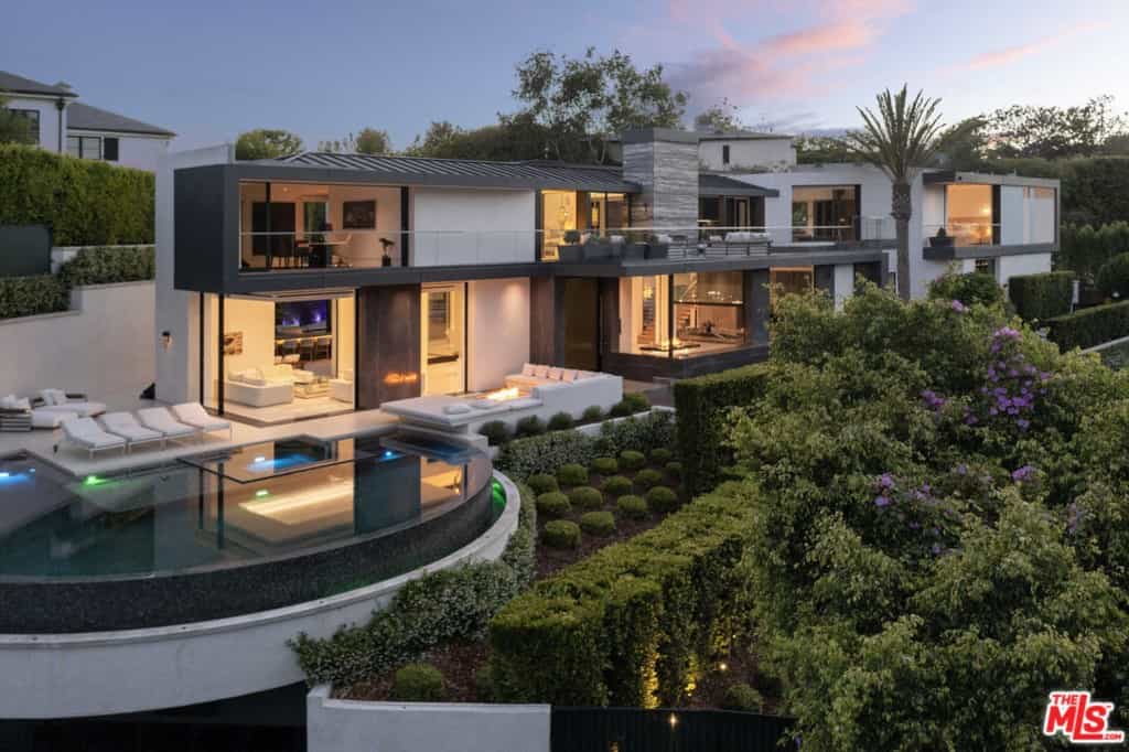 Condomínio no Beverly Hills, Califórnia 11008357
