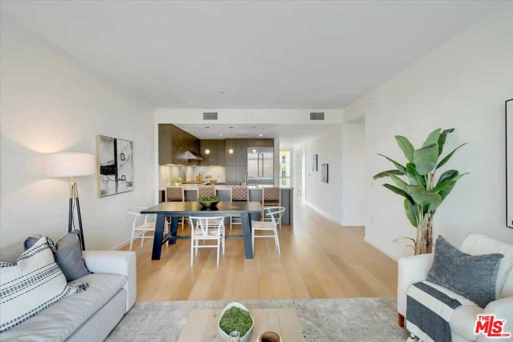 Condominium in Santa Monica, California 11008376