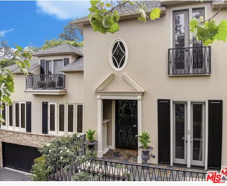 Condominium in West Hollywood, California 11008464