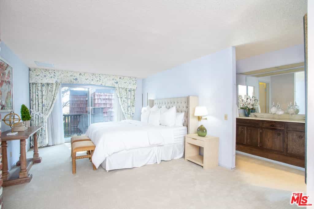 Condominium in Santa Monica, California 11008527
