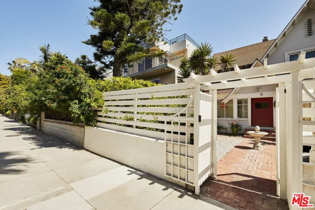 Condominium in Santa Monica, California 11008534