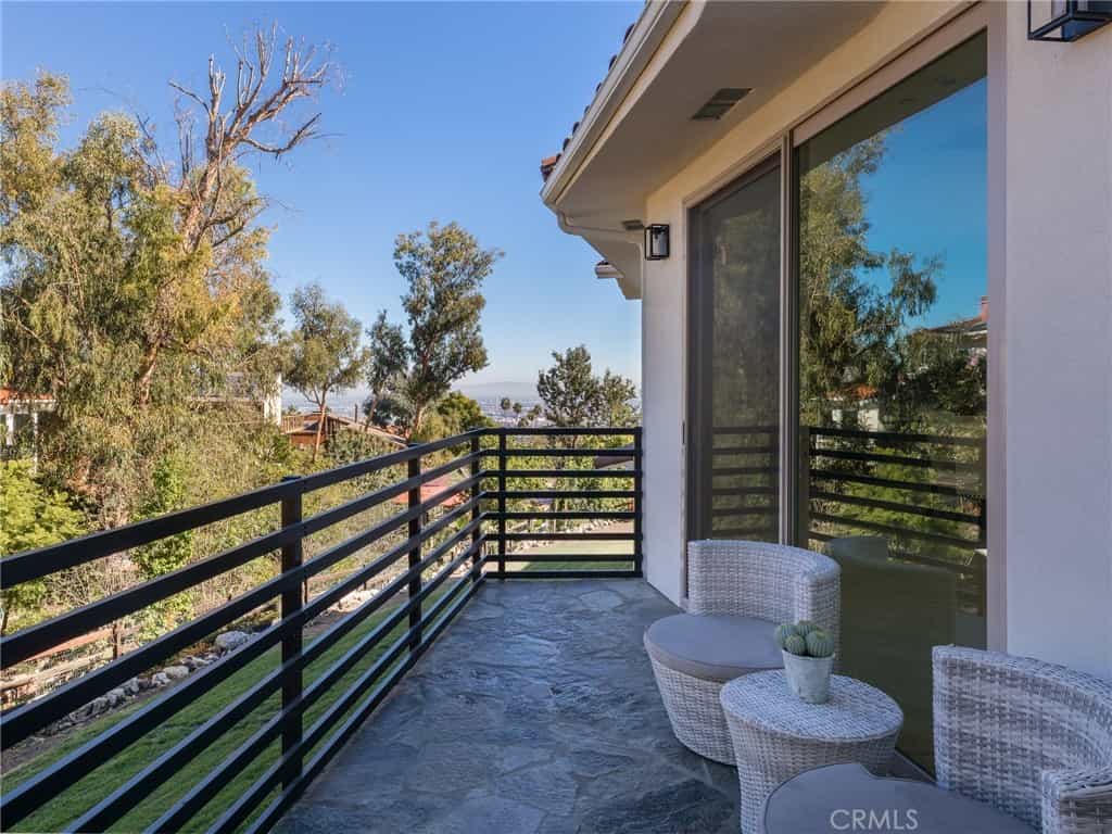 Dom w Rancho Palos Verdes, California 11008612