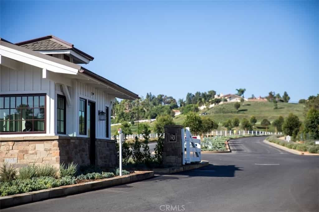 Condominio en Propiedades de las colinas rodantes, California 11009013