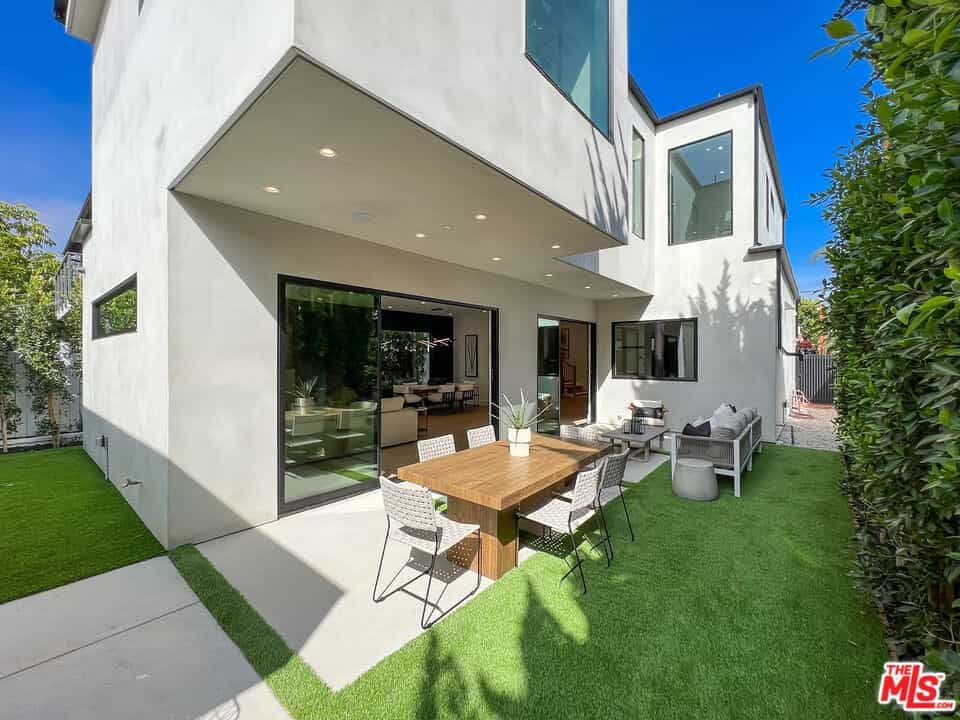 Condominium dans Los Angeles, California 11009129