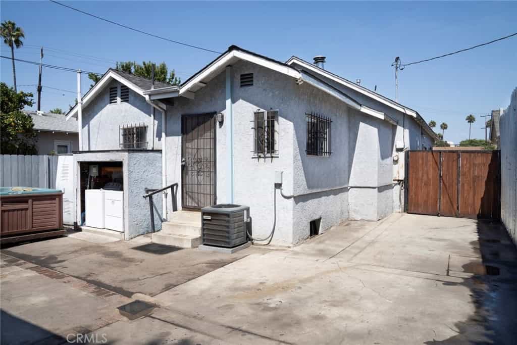 Dom w Los Angeles, California 11009199