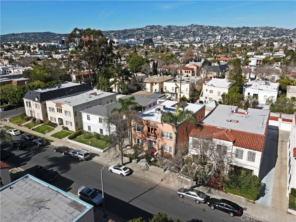 Condominium dans Los Angeles, Californie 11009407