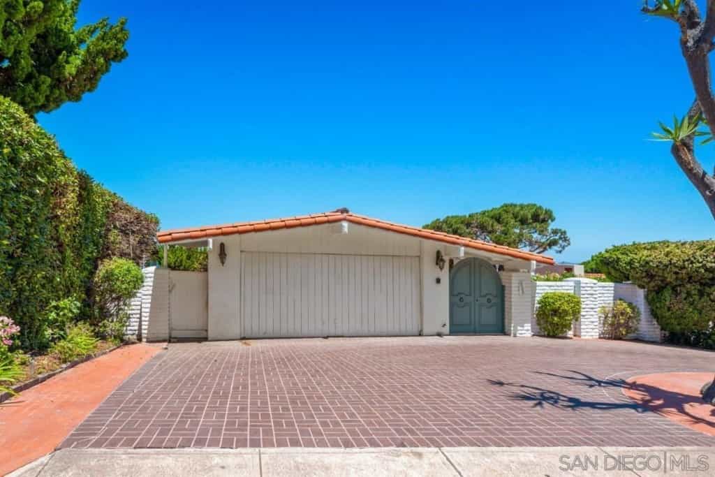 Condominium in Palos Verdes Estates, California 11009524
