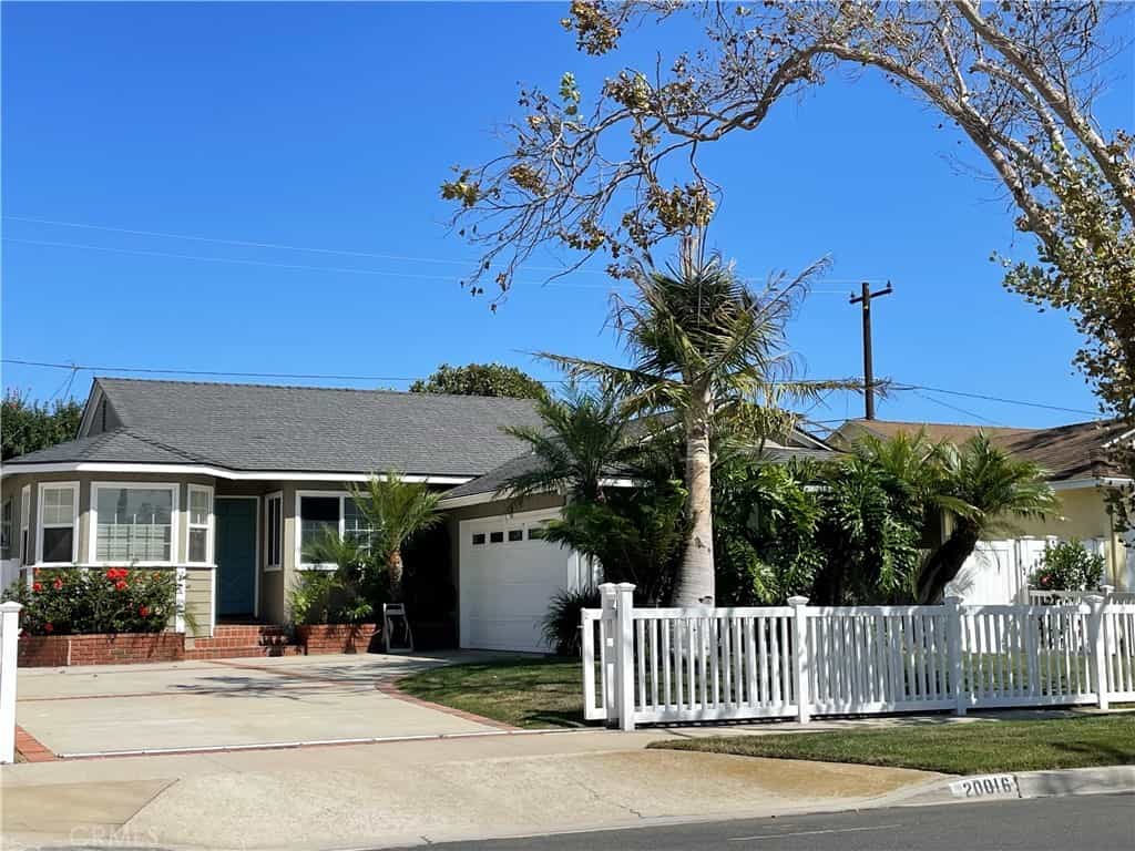 House in Torrance, California 11009533