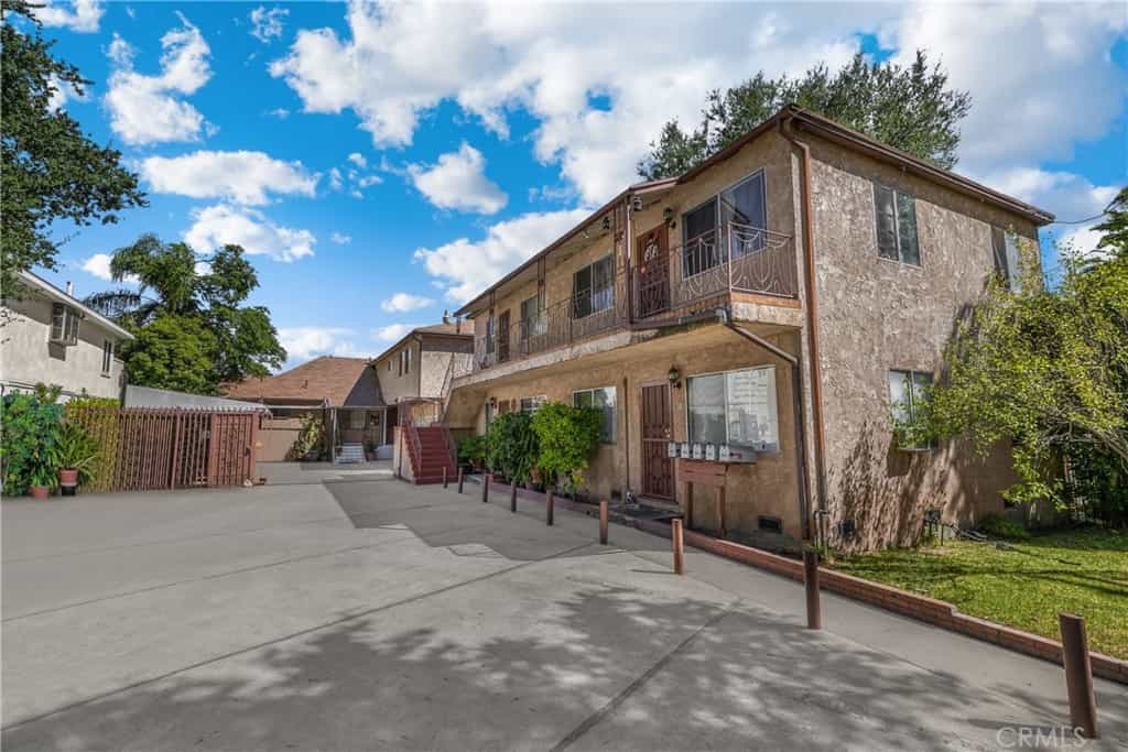 House in Garvanza, California 11009622