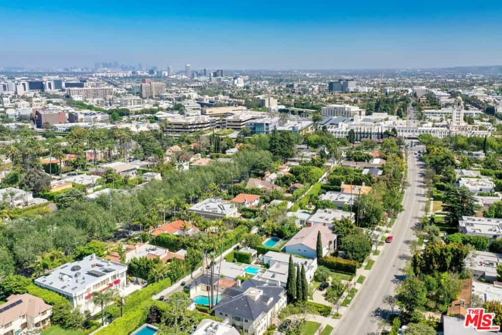 Condominium dans Beverly Hills, California 11009640