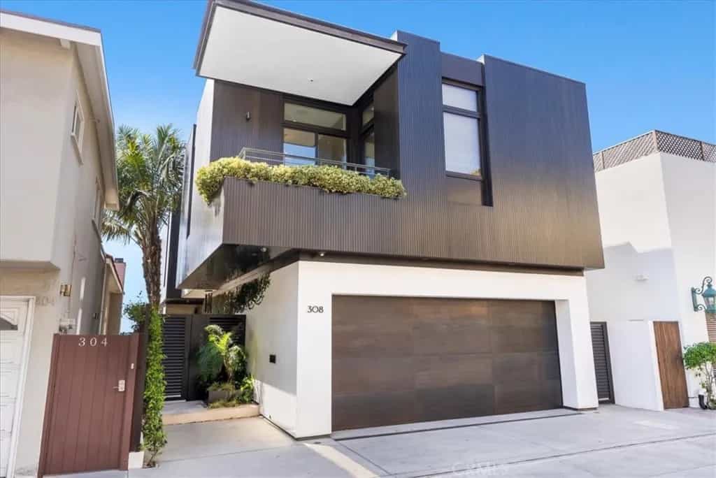House in Manhattan Beach, California 11009680