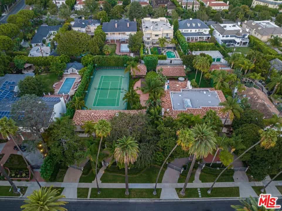 Condomínio no Beverly Hills, California 11009781