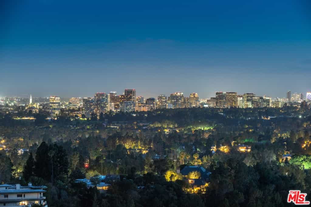 Condominio en Beverly Hills, California 11009823