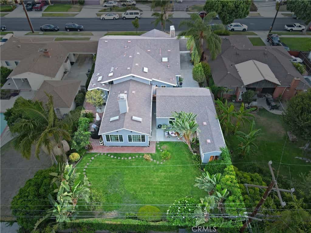House in Downey, California 11009865