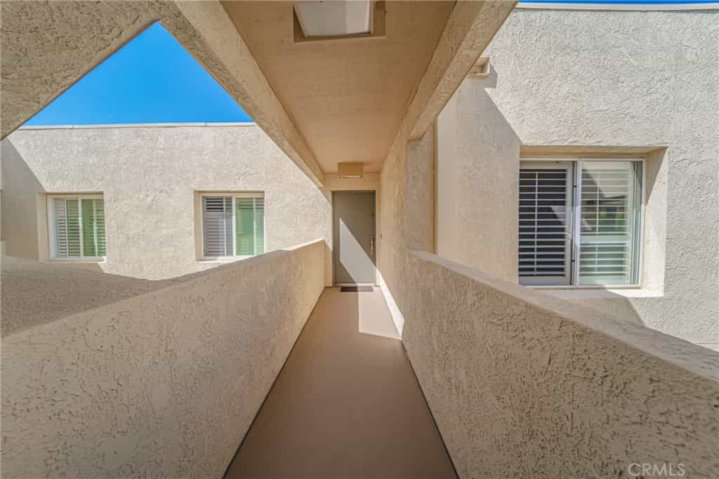 Condominium in Rancho Palos Verdes, California 11009947