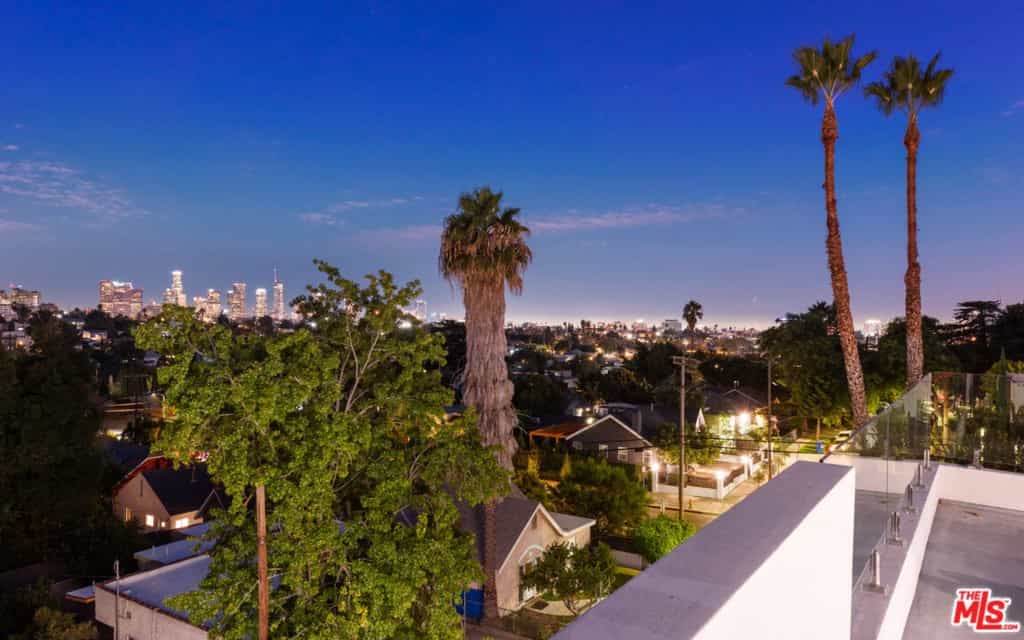 Condomínio no Los Angeles, California 11009948
